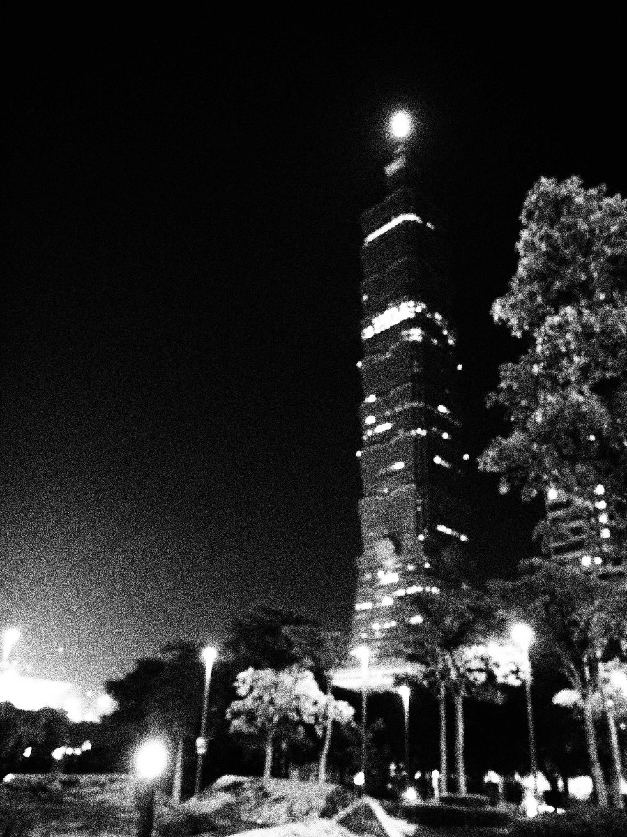 Taipei 101, de nuit